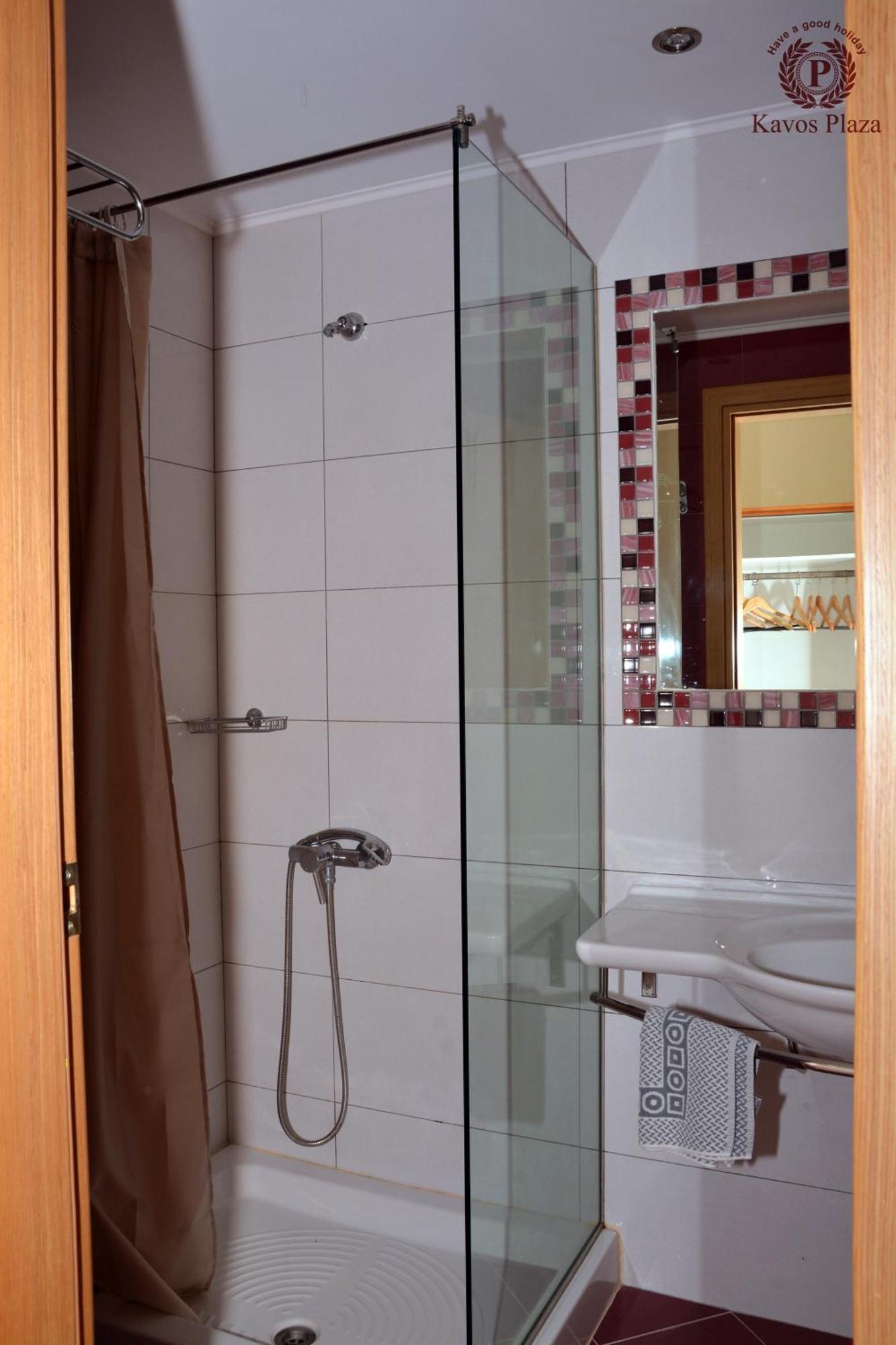 Kavos Plaza Hotel 외부 사진
