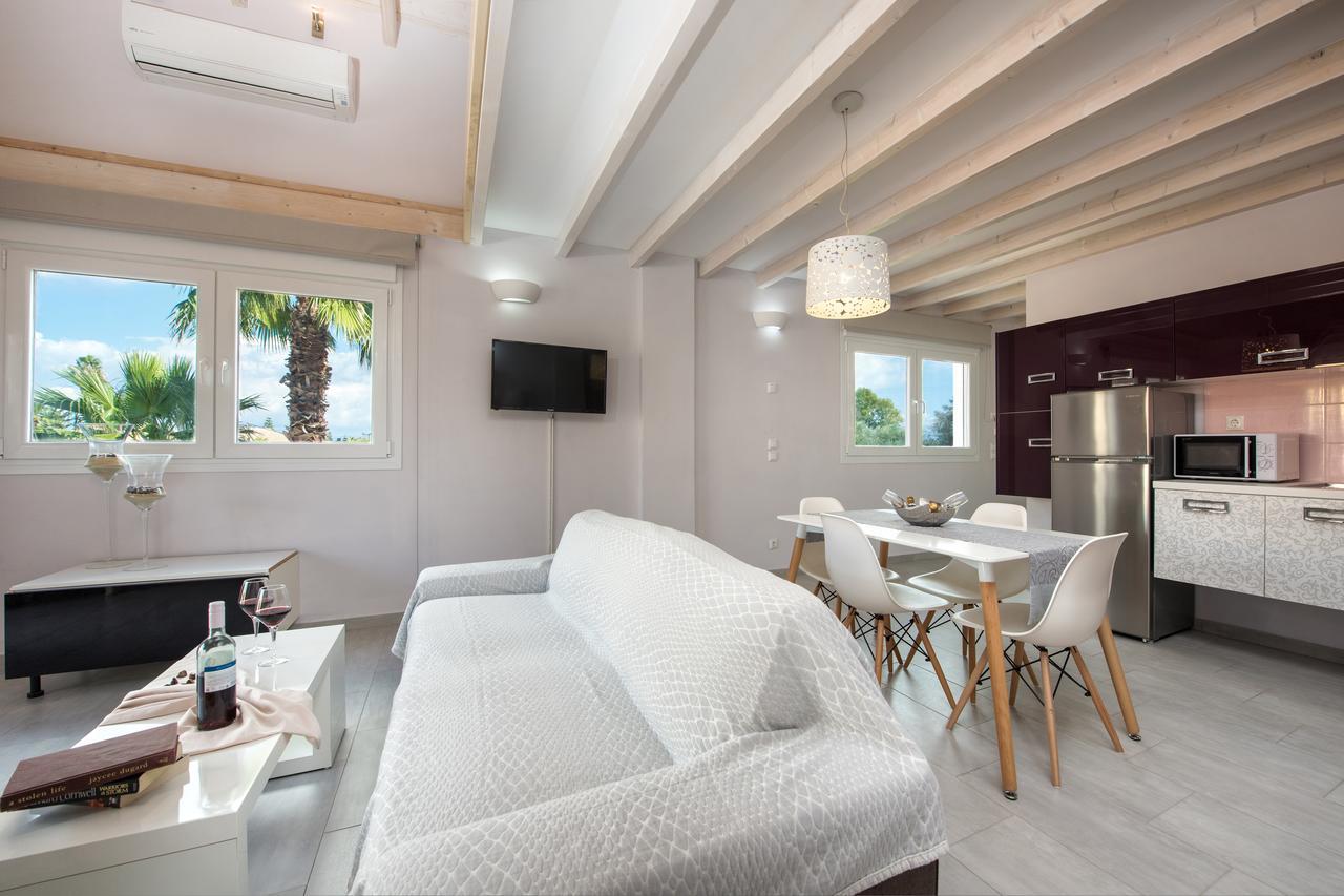 Kavos Plaza Hotel 외부 사진